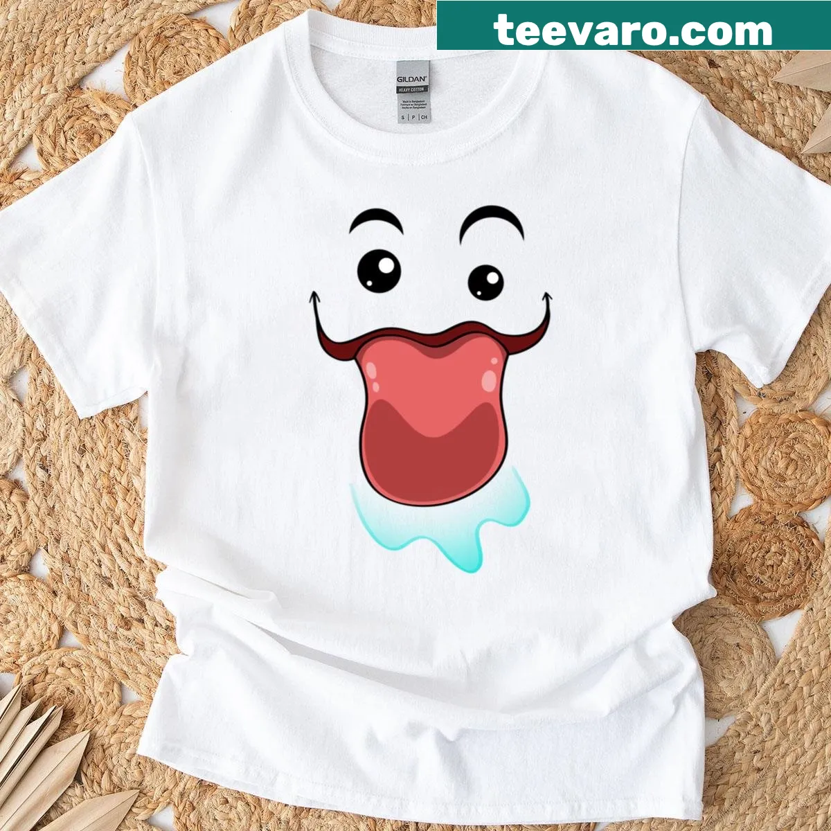 Cartoon vampire face illustration on a fun t-shirt — on a men's t-shirt