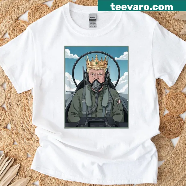 T-shirt with the text 'Long Live The King' and a crown graphic