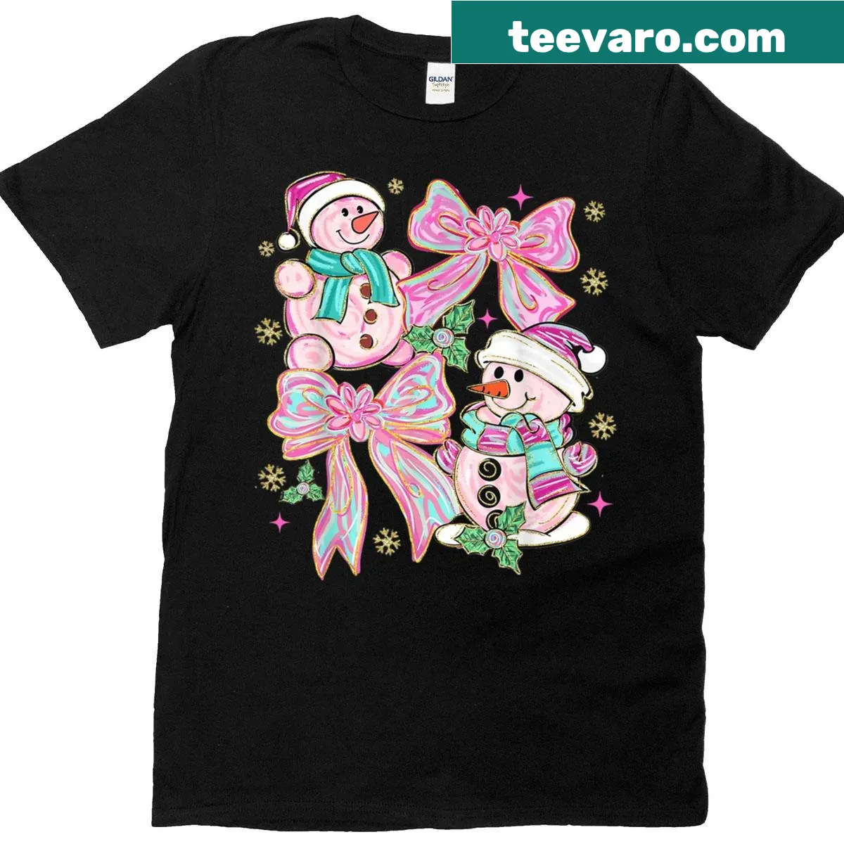 Cute Christmas snowman t-shirt with pink bow illustration — on a men's t-shirt