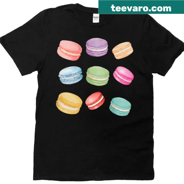 Oversized tee featuring retro macaron cookie design