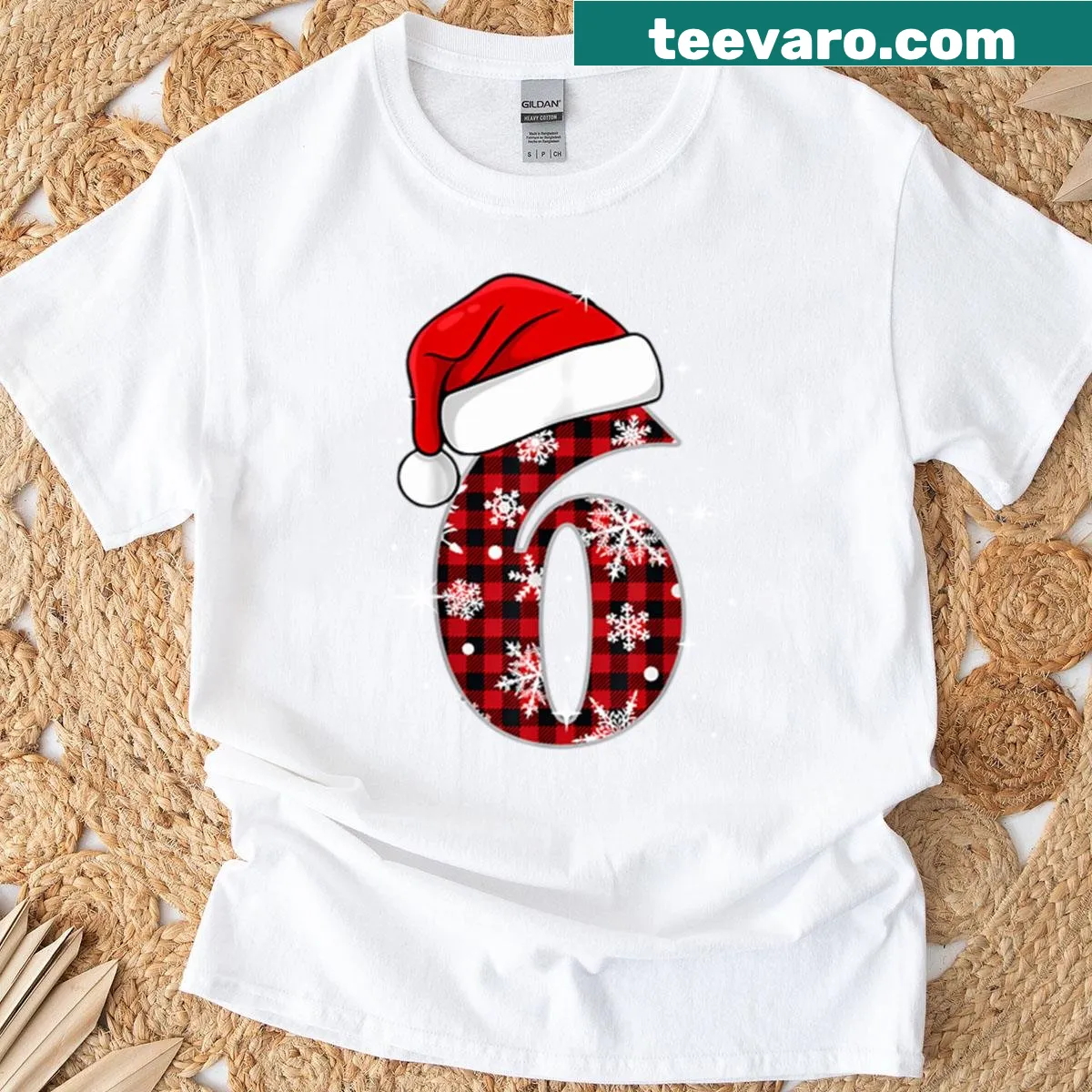 Matching couple t-shirts with '6 7' meme and Santa hats — on a men's t-shirt