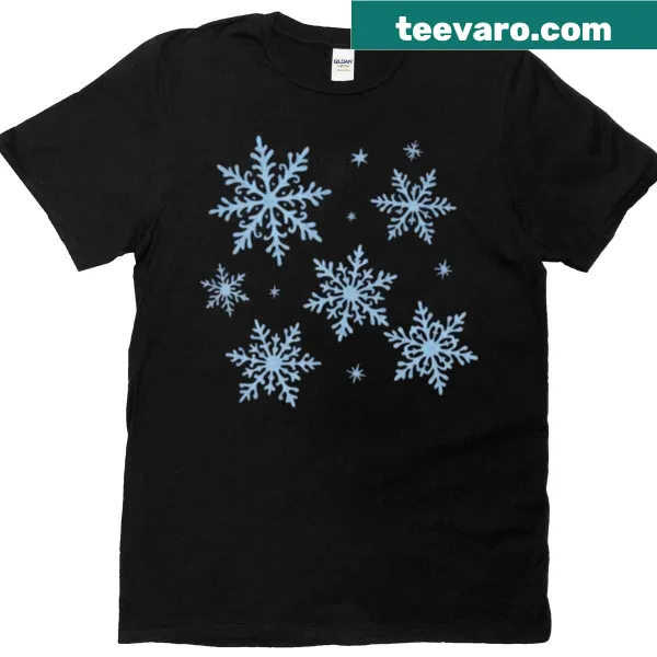Oversized t-shirt with a watercolor design of blue snowflakes