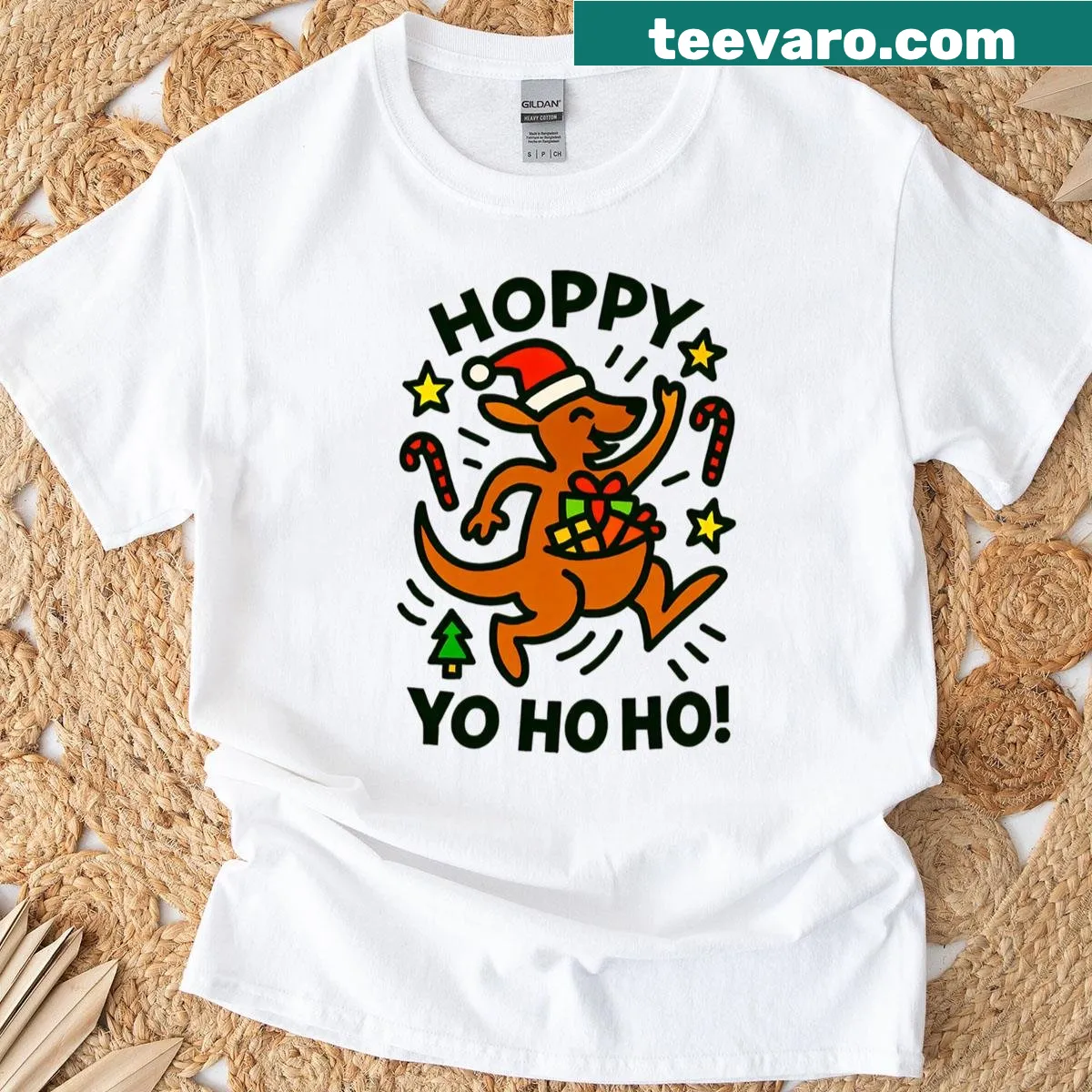 Cute kangaroo illustration with presents for the holiday season — on a men's t-shirt