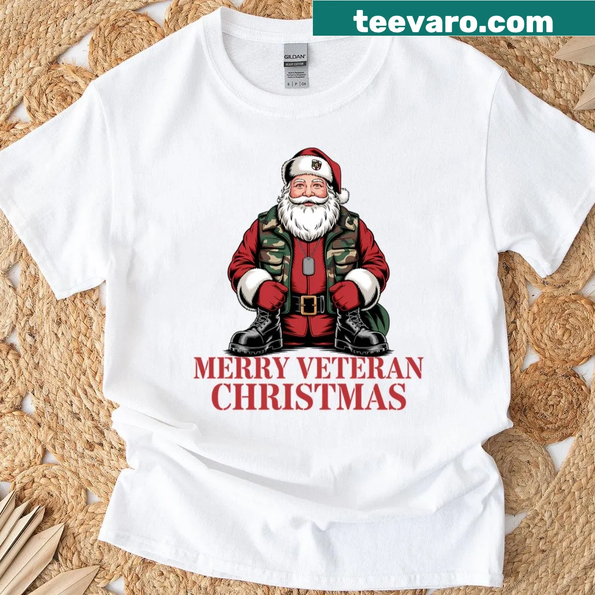 Santa in camo boots with text for retired soldiers — on a men's t-shirt