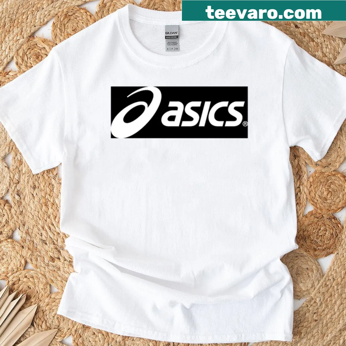 Retro running style active t-shirt from Asics Sportwear — on a men's t-shirt