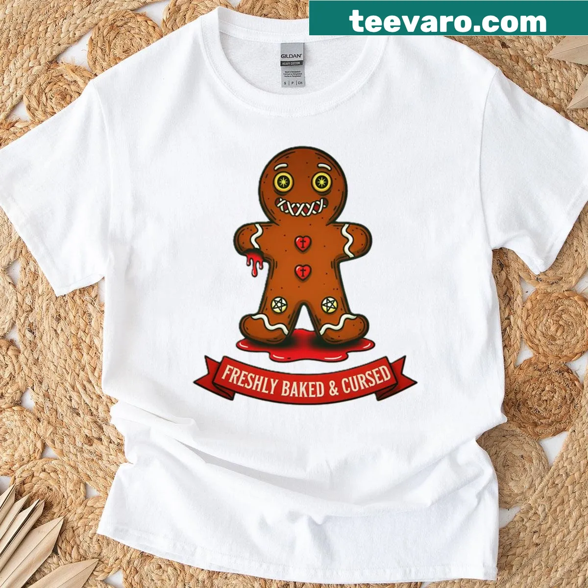 Oversized T-shirt with gothic design of a bloody gingerbread man — on a men's t-shirt