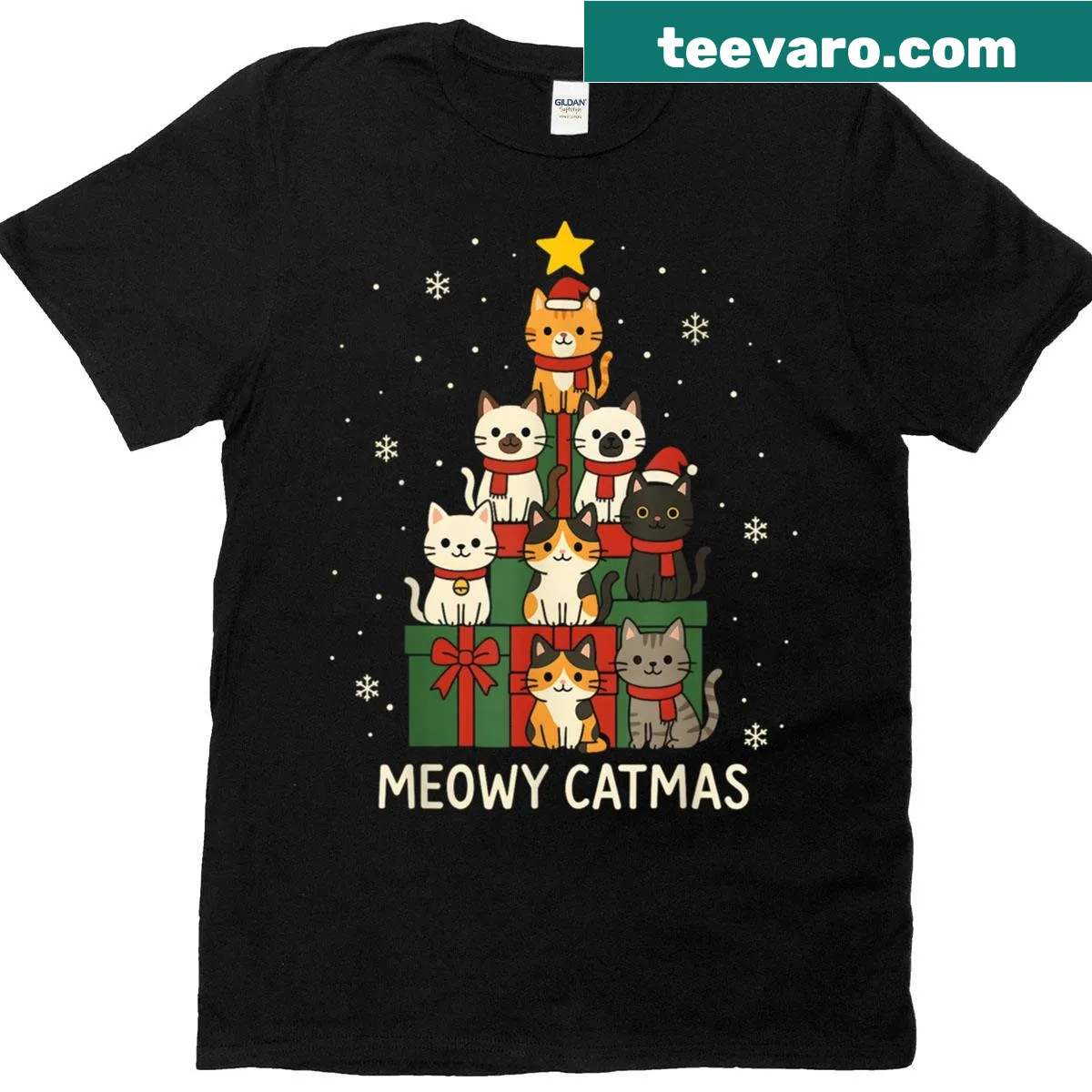 Funny Christmas t-shirt with 'Meowy Catmas' and cartoon cats — on a men's t-shirt