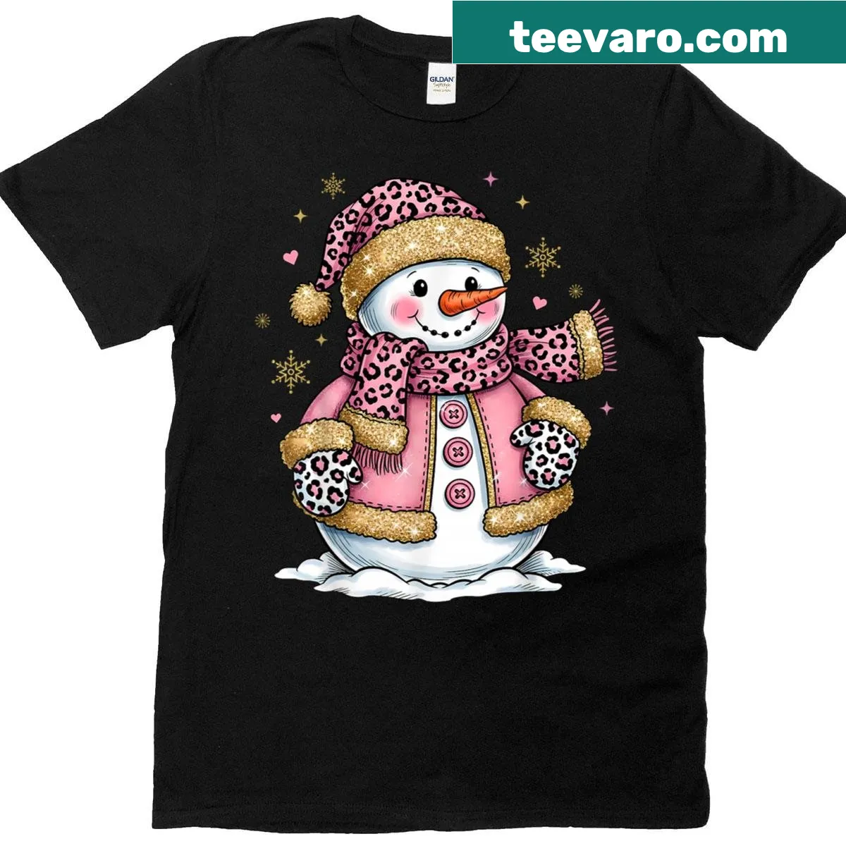 Cute pink leopard snowman graphic on a T-shirt — on a men's t-shirt