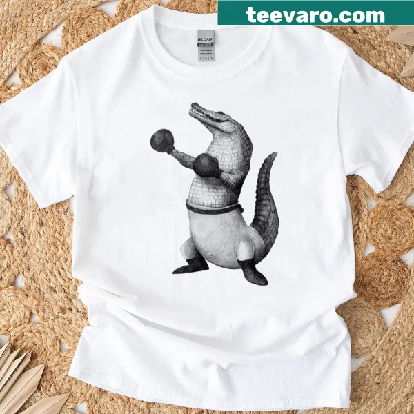Oversized t-shirt featuring a fierce punching predator graphic