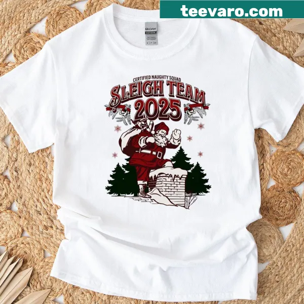 Vintage Santa Claus illustration on T-shirt