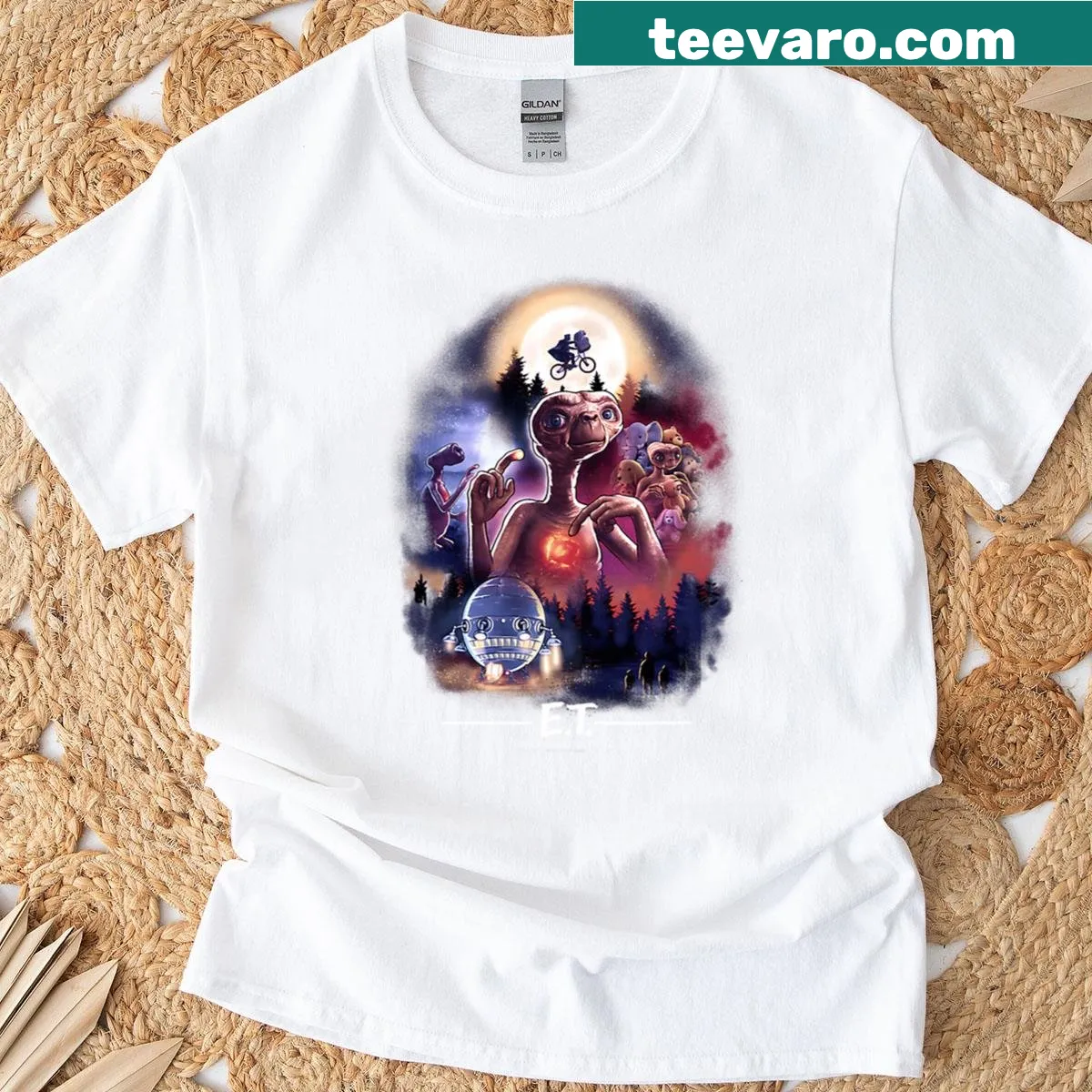 Cute and funny vintage movie characters on an oversized t-shirt — on a men's t-shirt