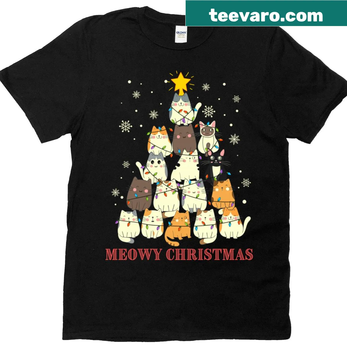 Cute cat illustration t-shirt with Christmas tree lights design — on a men's t-shirt