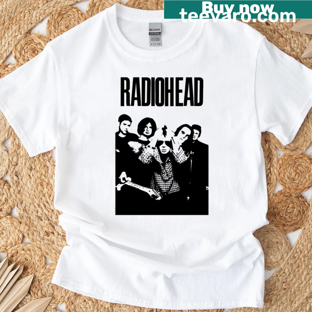 Silhouette design T-shirt inspired by Radiohead. — on a men's t-shirt