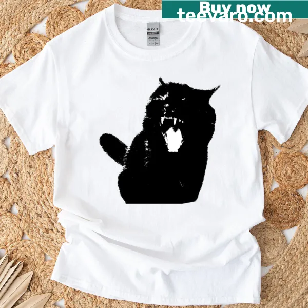 T-shirt with a cartoon black cat yawning and yelling
