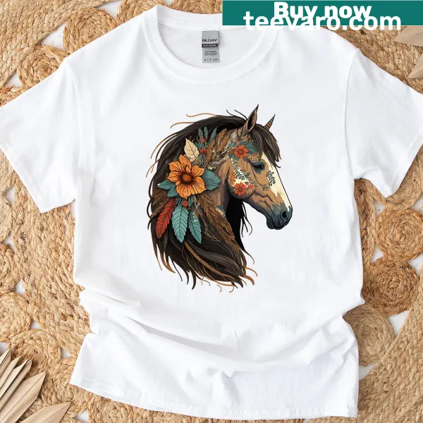 Illustrated T-shirt for horse lovers with equestrian theme