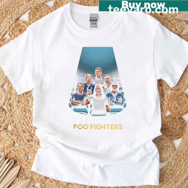 Vintage style Foo Fighters band T-shirt with distressed graphic