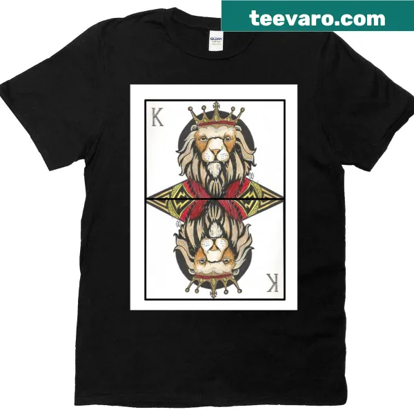 Lion face graphic T-shirt depicting strength and majesty