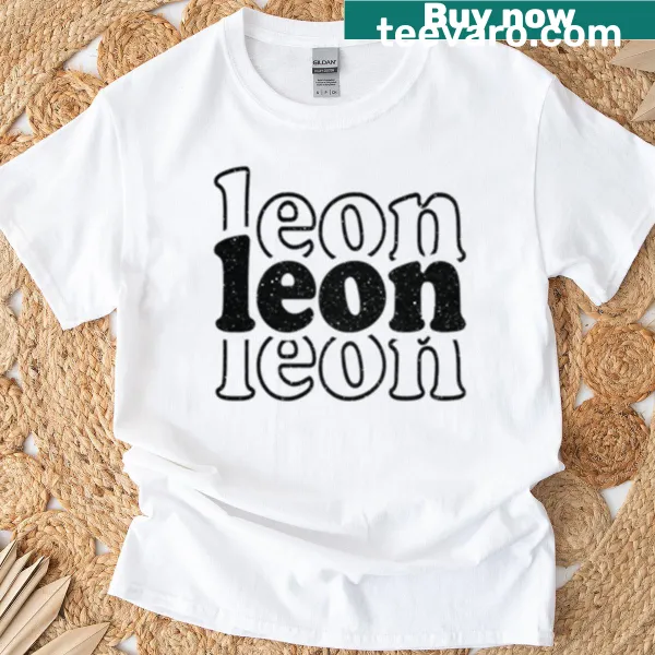 Personalized T-shirt featuring the name 'Leon' in hand-lettered style