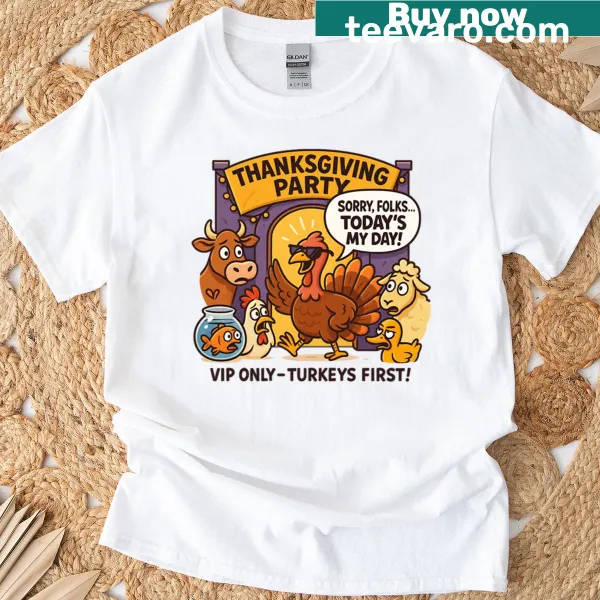 Oversized shirt with a VIP turkey design for Thanksgiving humor