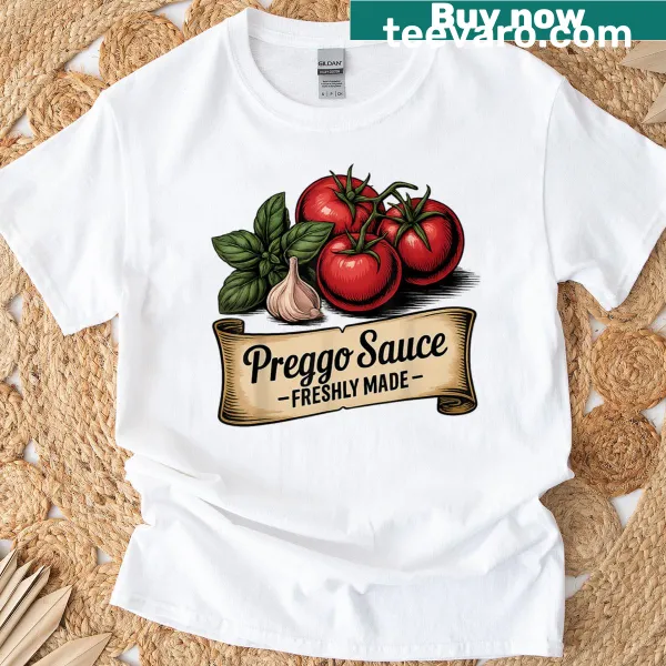 Illustrated Preggo graphic on a cute pregnancy announcement T-shirt