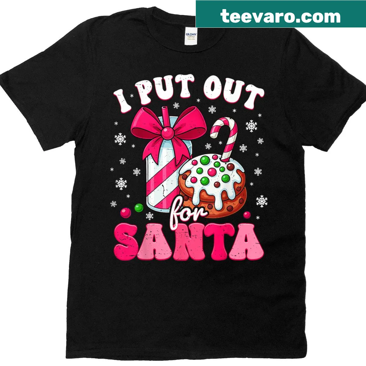 Retro women's Christmas T-shirt with humorous text for the holiday — on a men's t-shirt