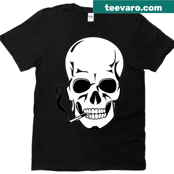 Minimalist T-shirt featuring a simple skull outline design