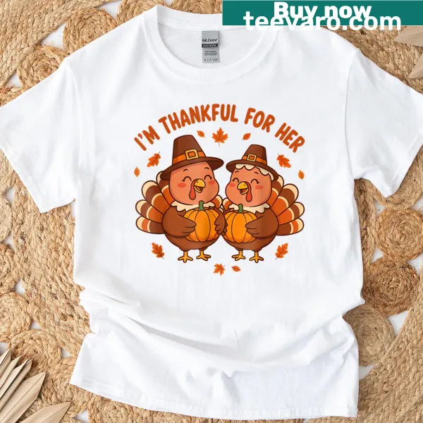 Funny matching Thanksgiving couple T-shirt with humorous text