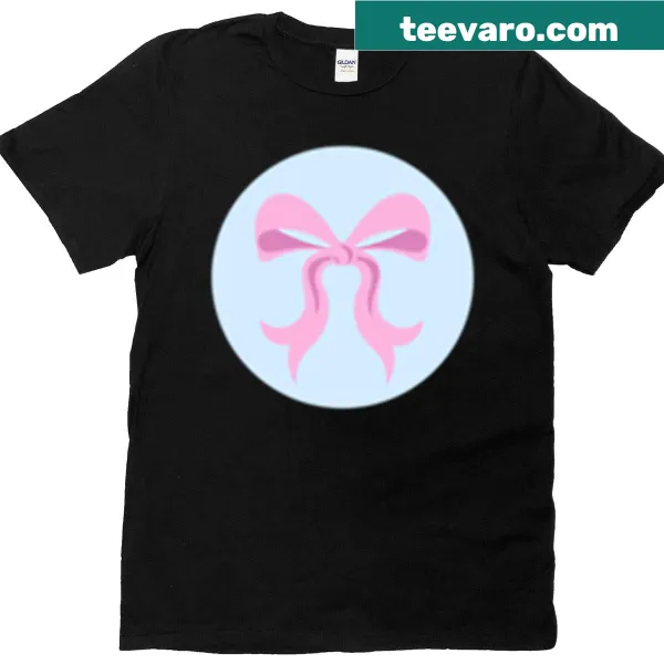 Illustration of an anime girl on a t-shirt