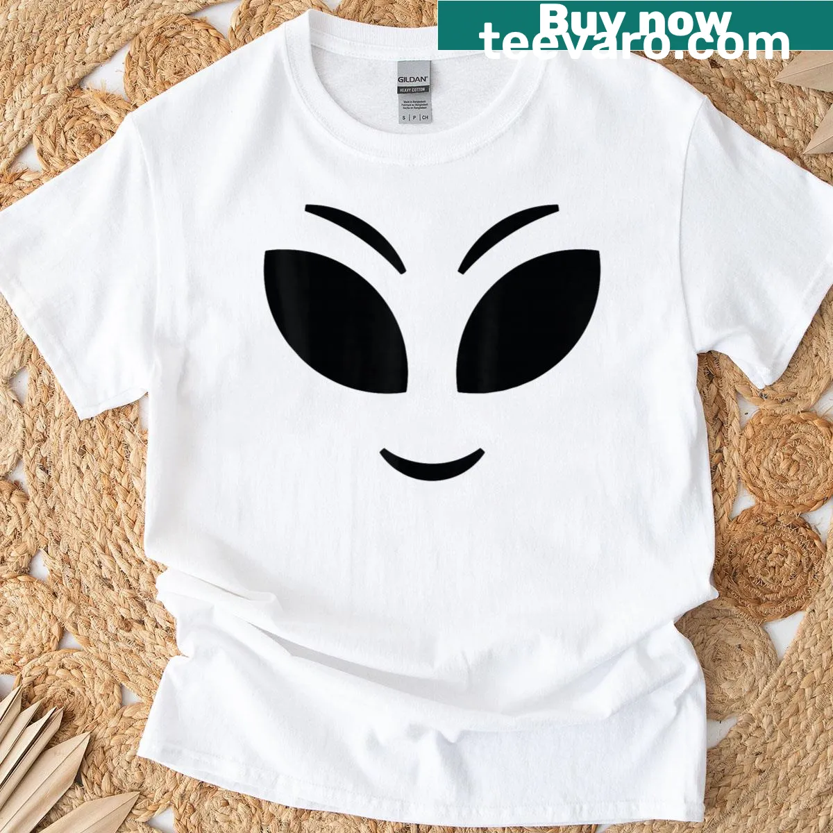 Cute alien face T-shirt, perfect for Halloween — on a men's t-shirt