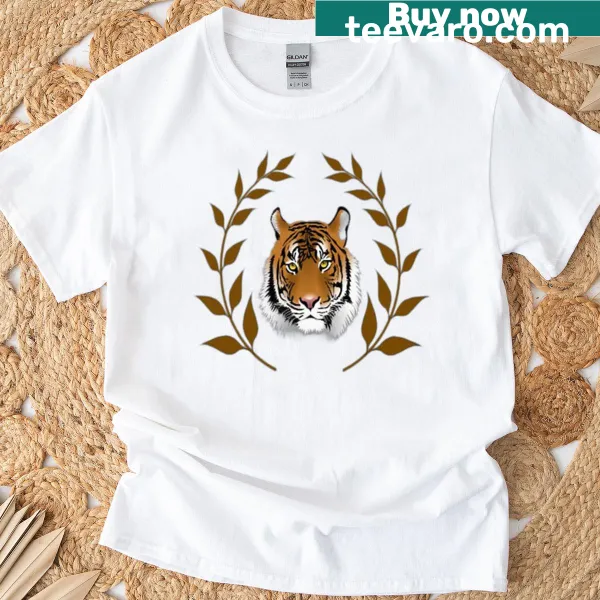 Realistic tiger head graphic t-shirt for animal lovers