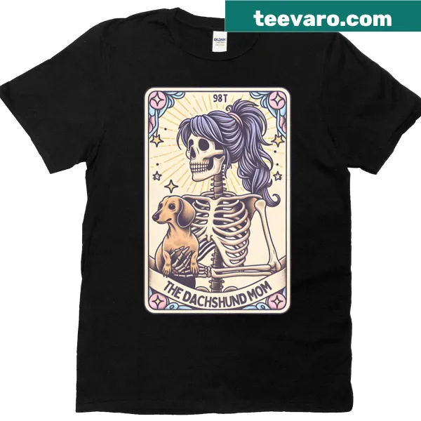 Dachshund Mom tarot card themed T-shirt