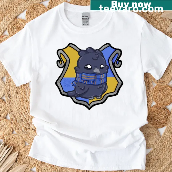 T-shirt featuring the Ravenclaw crest, symbolizing intelligence and wit.