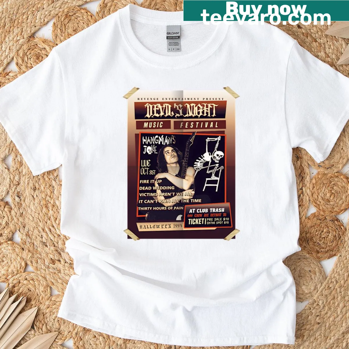 Vintage-style T-shirt with text 'Best Year Of Horror' and retro design. — on a men's t-shirt