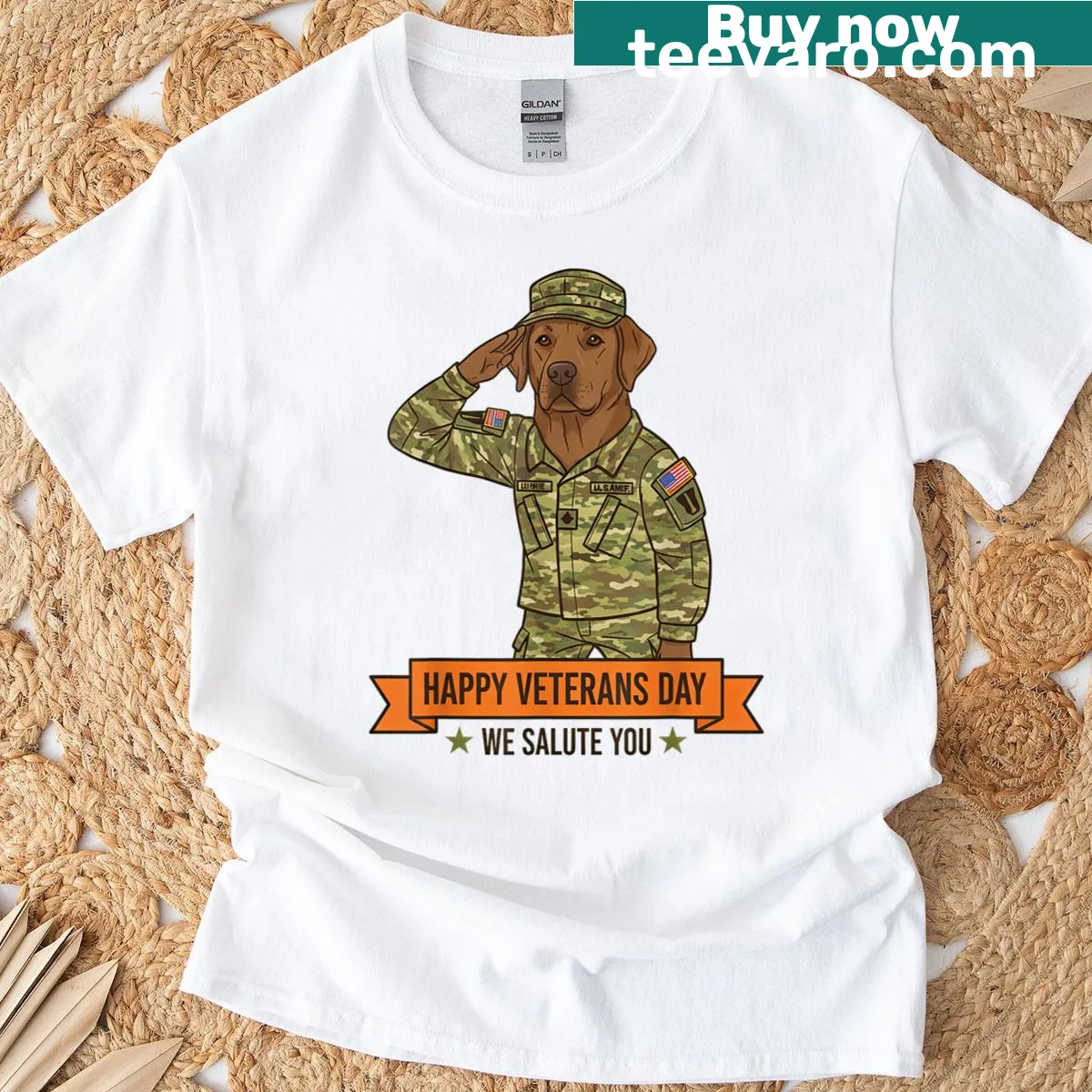 Labrador Retriever in military uniform illustration on a t-shirt — on a men's t-shirt