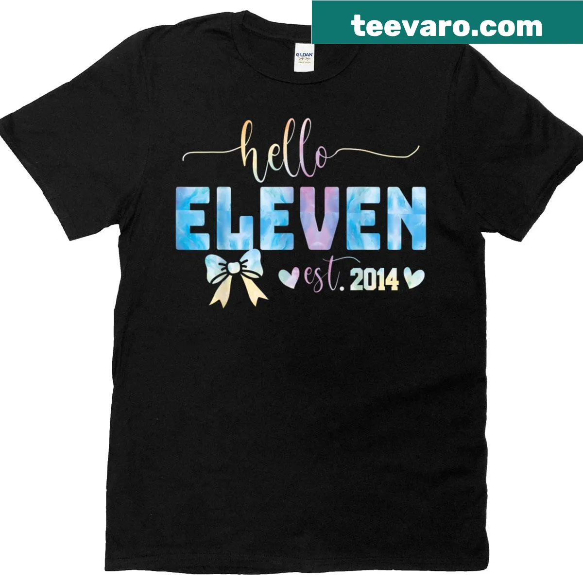 Birthday t-shirt for 11-year-old girl with bow and fun text — on a men's t-shirt
