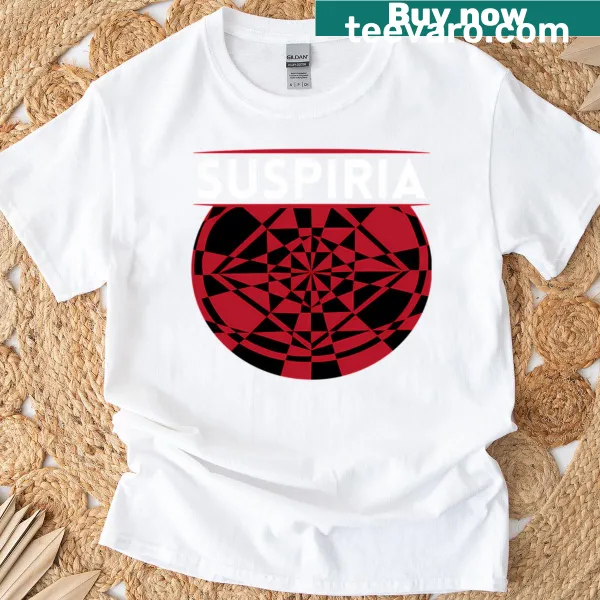 Vintage horror-themed T-shirt featuring classic 70s movie imagery