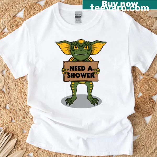 Vintage t-shirt with Christmas and 80s horror theme graphics