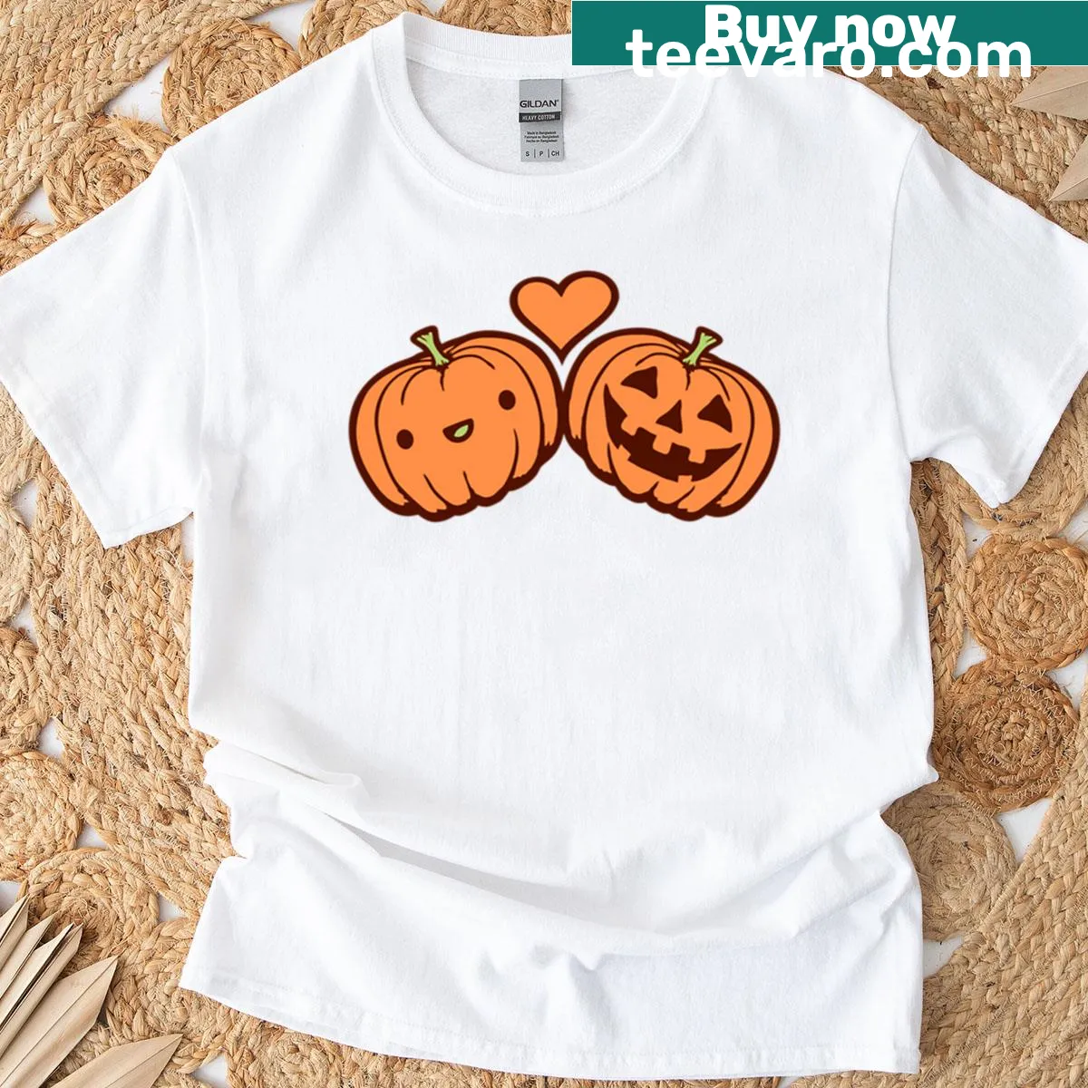 Cartoon couple pumpkins with hearts design for Halloween t-shirt — on a men's t-shirt