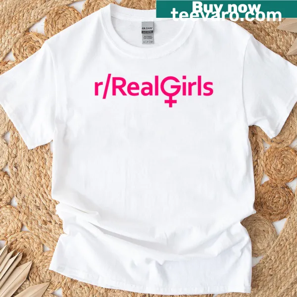 T-shirt with bold typography celebrating Reddit culture