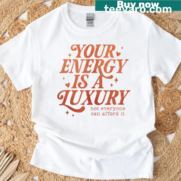 Nautical t-shirt with the phrase I Run A Tight Shipwreck