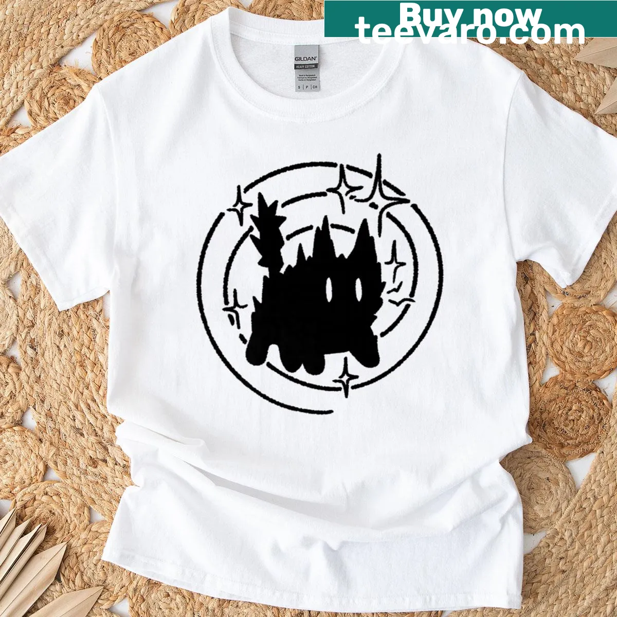 Cartoon T-shirt featuring a scared tomcat under a starry tail — on a men's t-shirt