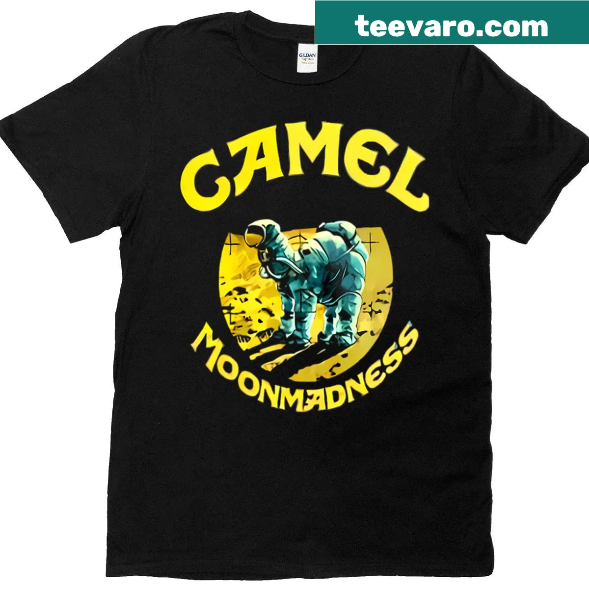 Illustration of camels playing instruments in a band on a t-shirt — on a men's t-shirt
