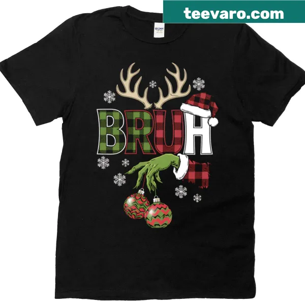 Funny reindeer graphic on a Christmas T-shirt