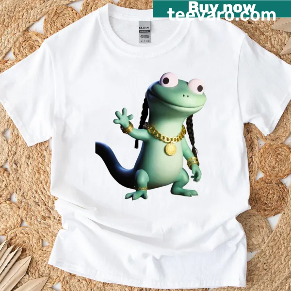 Playful lizard graphic t-shirt featuring the name Elio