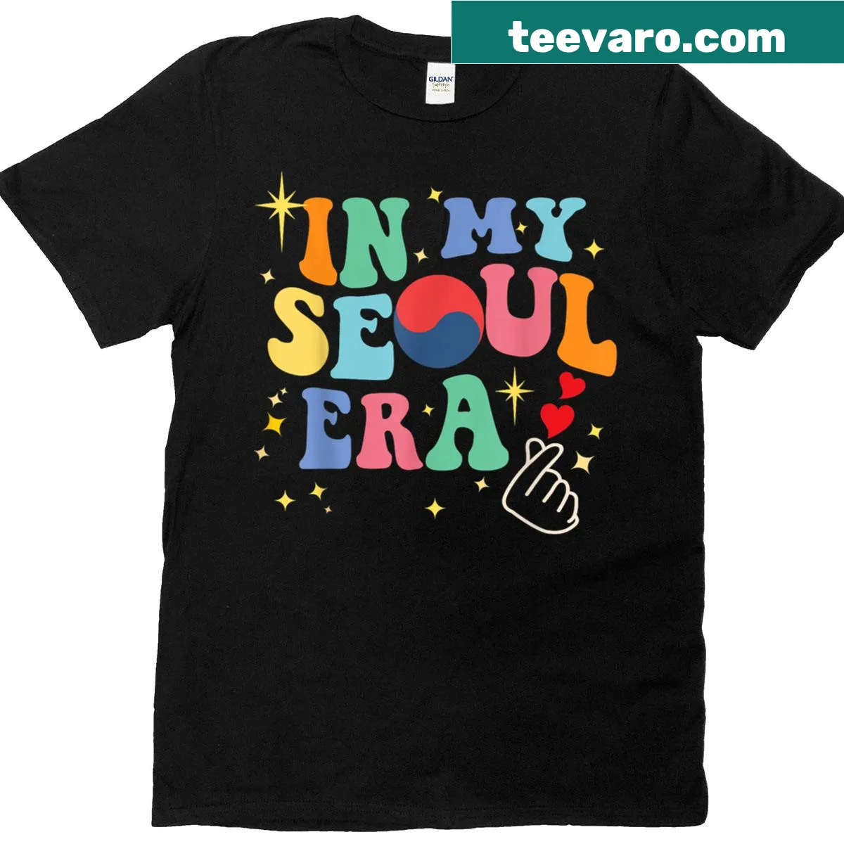 Retro-style T-shirt with a love hand sign for Hallyu fans. — on a men's t-shirt