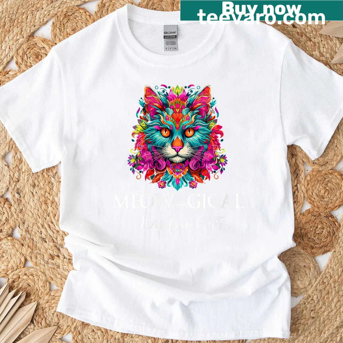 Illustration of a hippie cat on a women's t-shirt — on a men's t-shirt
