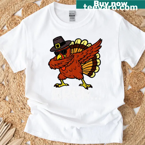 Dabbing turkey graphic on Thanksgiving T-shirt