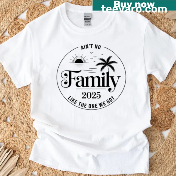 Heartfelt family reunion graphic t-shirt