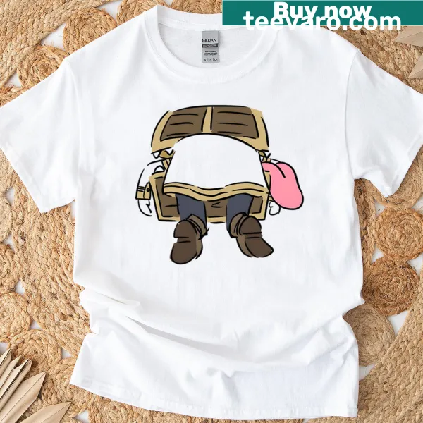 T-shirt featuring an enchanting aura weaver illustration