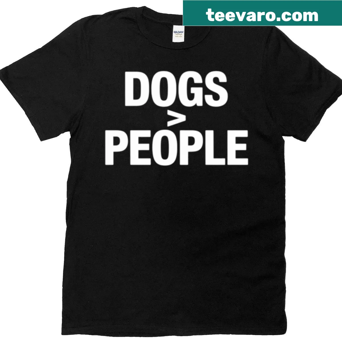 Humorous t-shirt with the phrase 'Never Mess With An English Teacher' — on a men's t-shirt